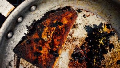 How to Clean Burnt Frying Pans