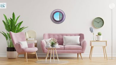 Round wall mirror