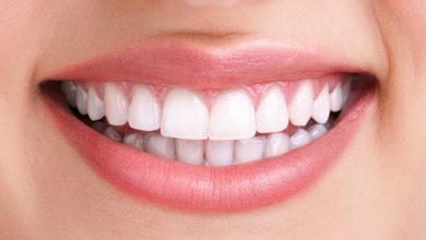 can teeth whitening damage gums