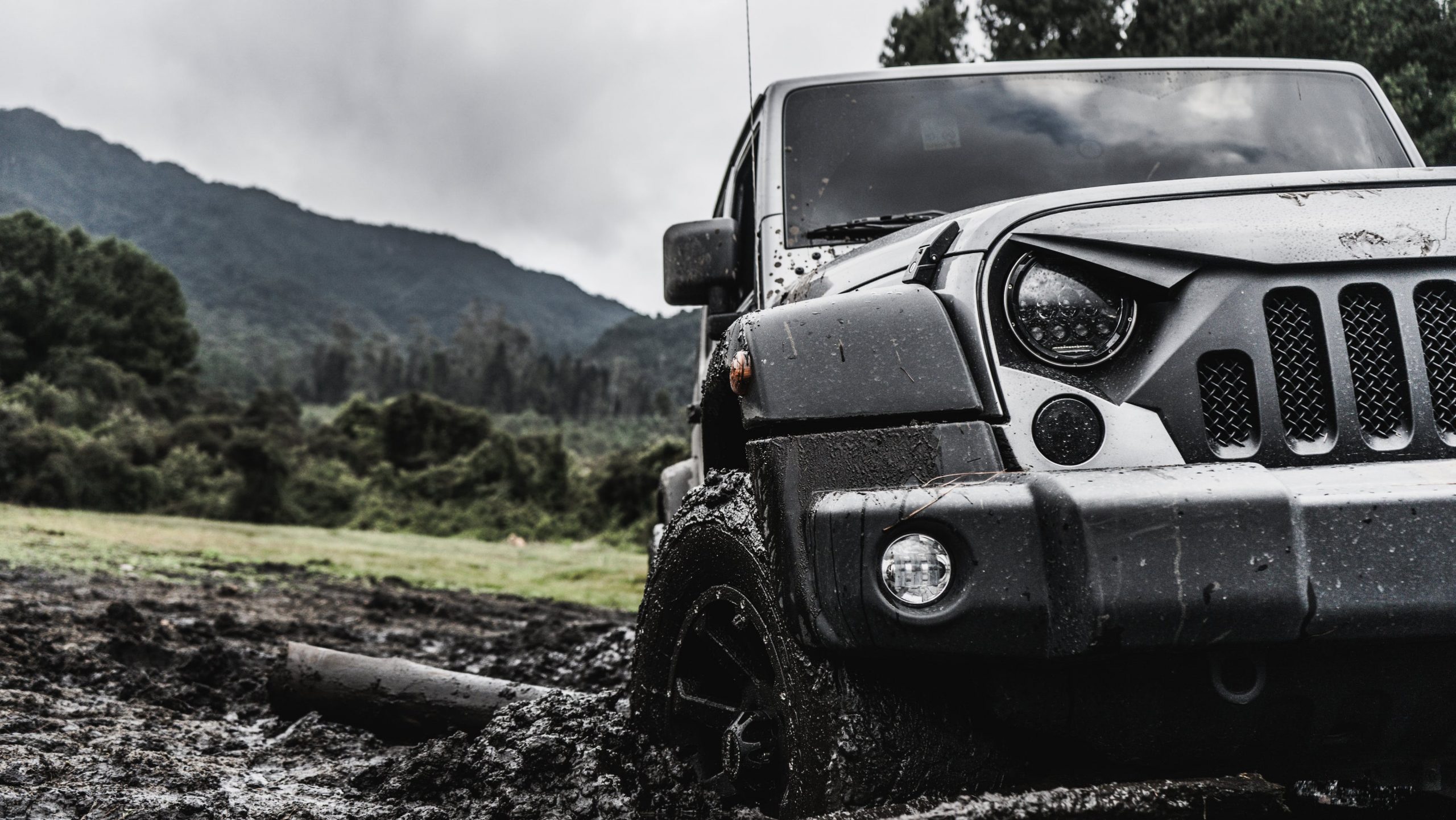 OFF-ROADING SAFETY TIPS