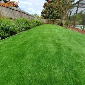 joining the artificial Grass