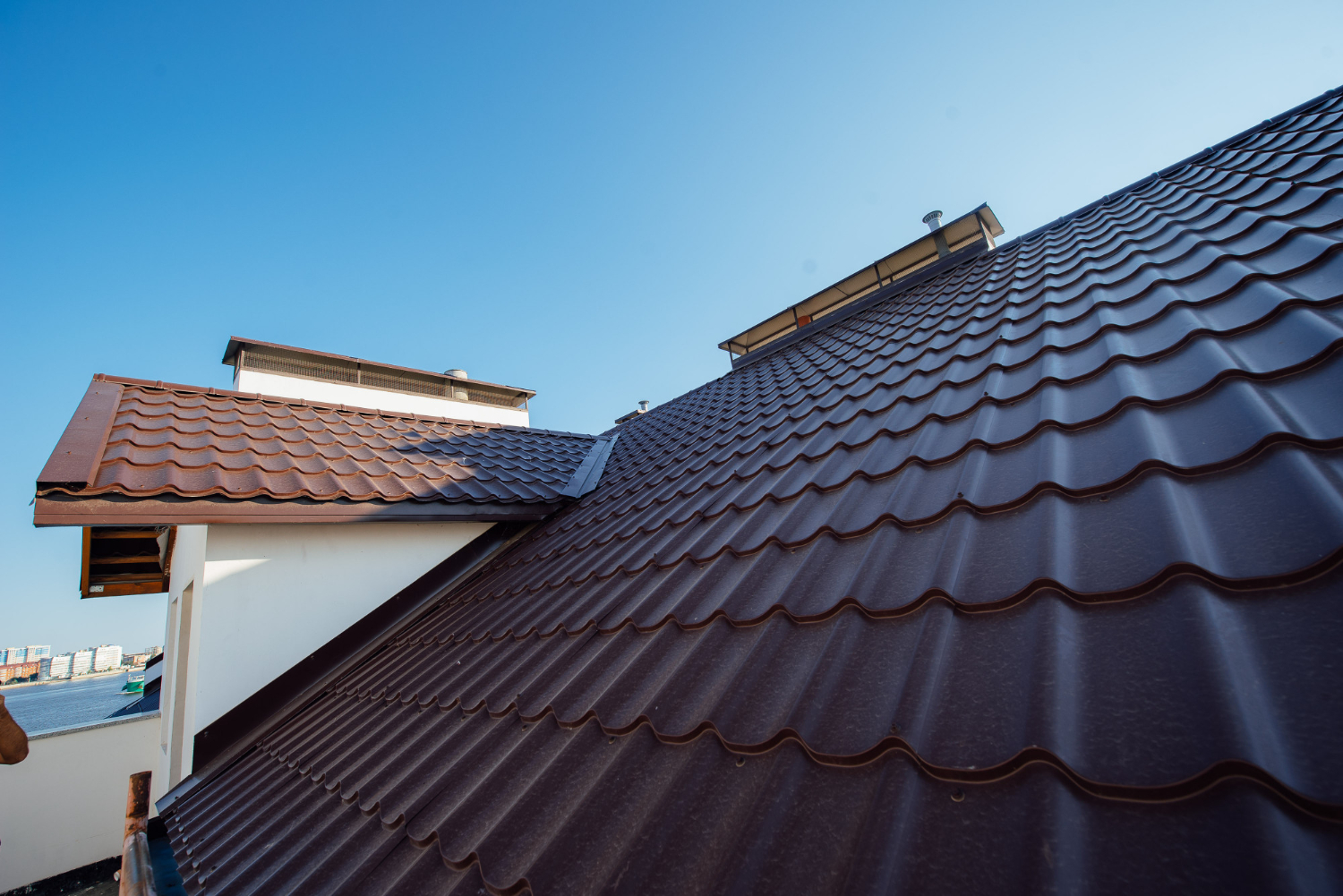 Photo of Reasons Why Roofing Should be Done Based on the Climate