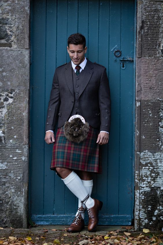 https://www.usakiltshop.com/product-category/irish-kilt/